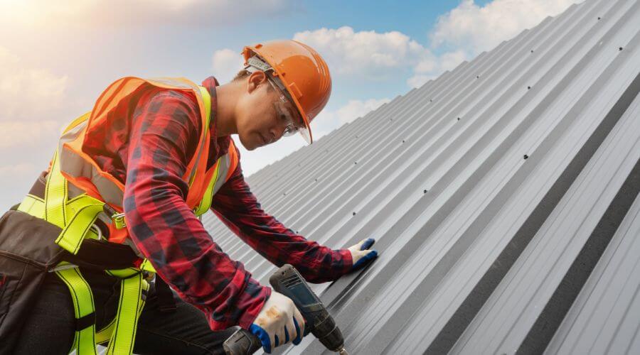 Professional Emergency Roof Repairs services in Williamsville, IL
